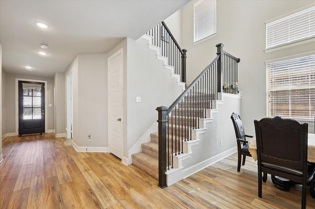 345 Greenbriar Rd - Photo 3 of 20