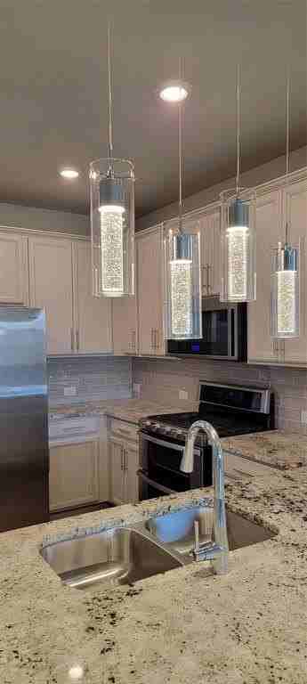 1820 Cinnamon Trl - Photo 3 of 29