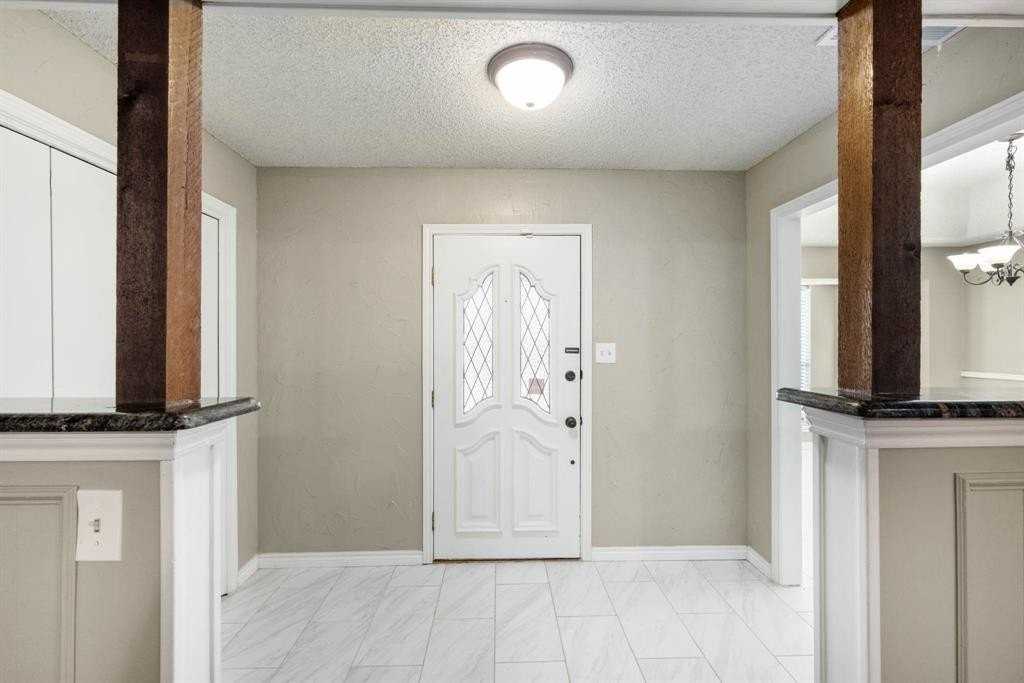 2017 Iron Horse Ct - Photo 4 of 28