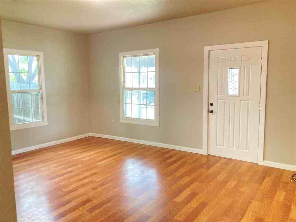 104 May Ave - Photo 3 of 18