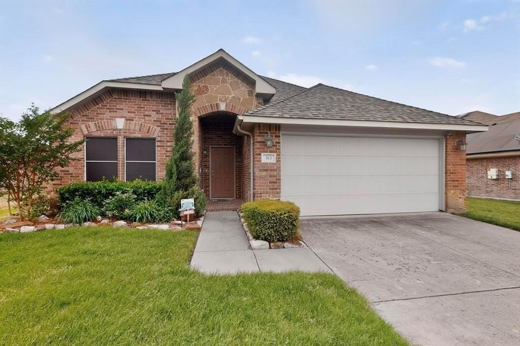 313 Coneflower Dr - Photo 3 of 34