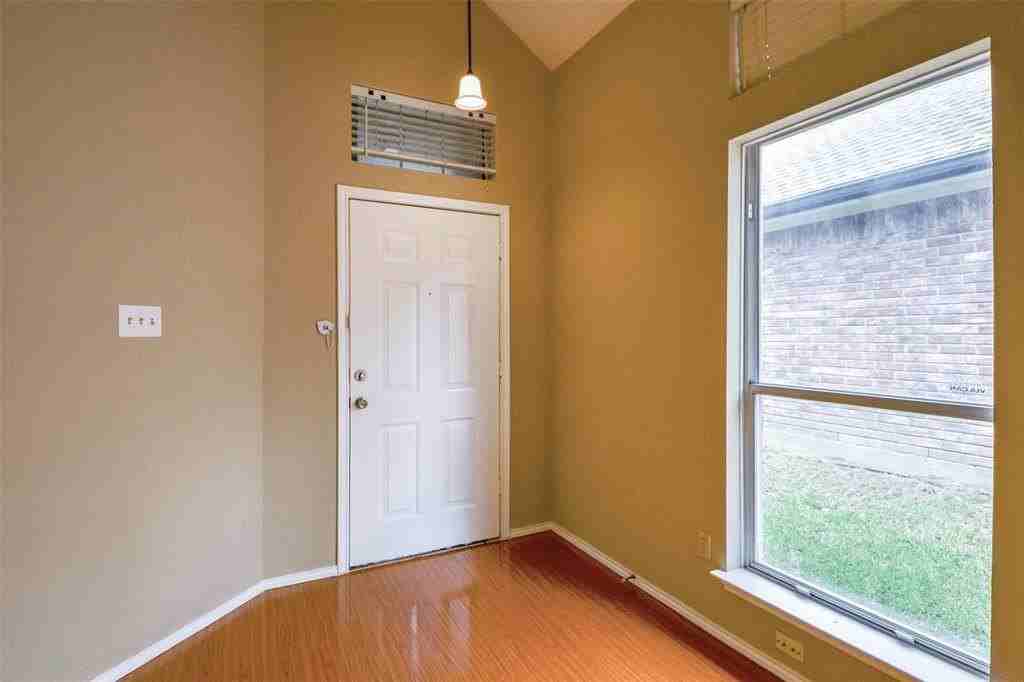 2406 Weatherby Dr - Photo 3 of 31