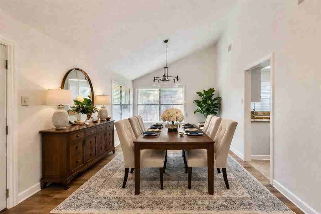 2122 Citation Dr - Photo 6 of 20