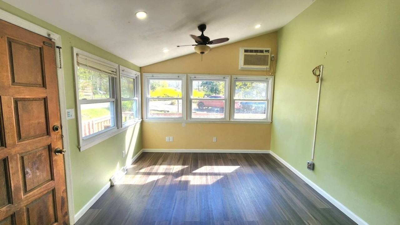 9 Shirley Rd - Photo 5 of 13