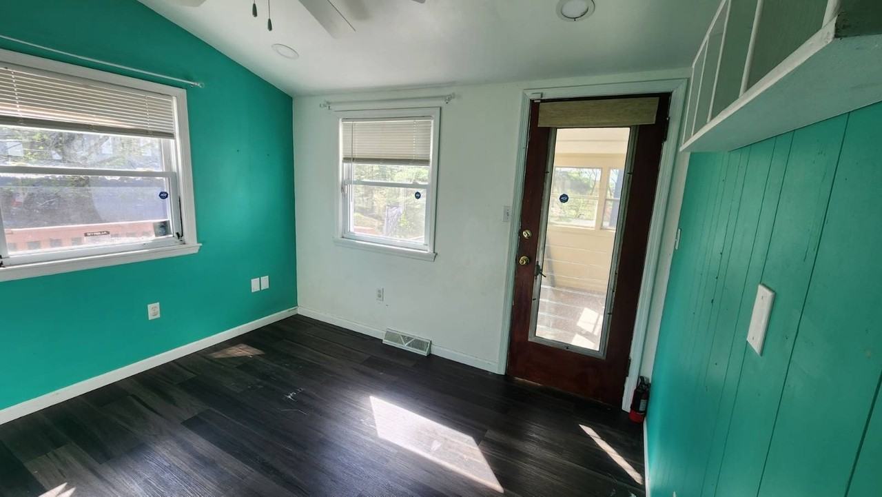 9 Shirley Rd - Photo 7 of 13