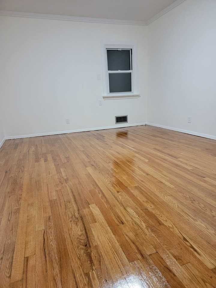 5708 260th St - Photo 7 of 15