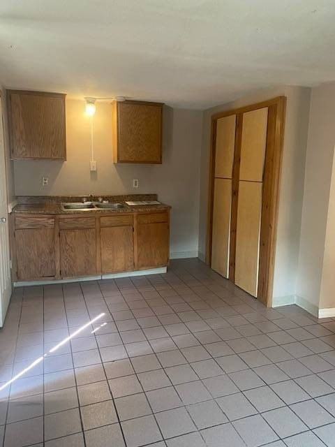 10 5th SE St #2 - Photo 2 of 8