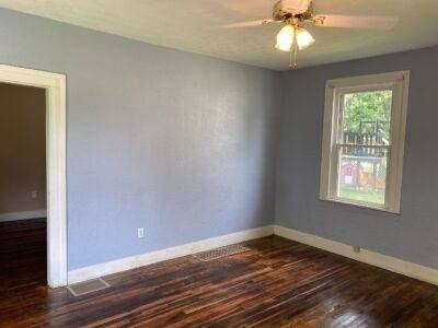 1127 16th SE St - Photo 3 of 9