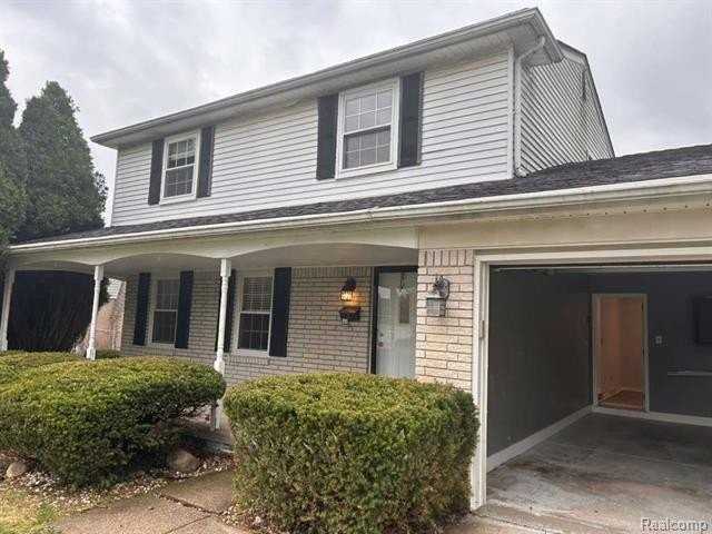 4799 Stoddard Dr - Photo 2 of 45