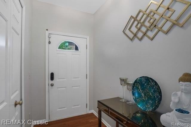 42447 Corlina Dr - Photo 4 of 32