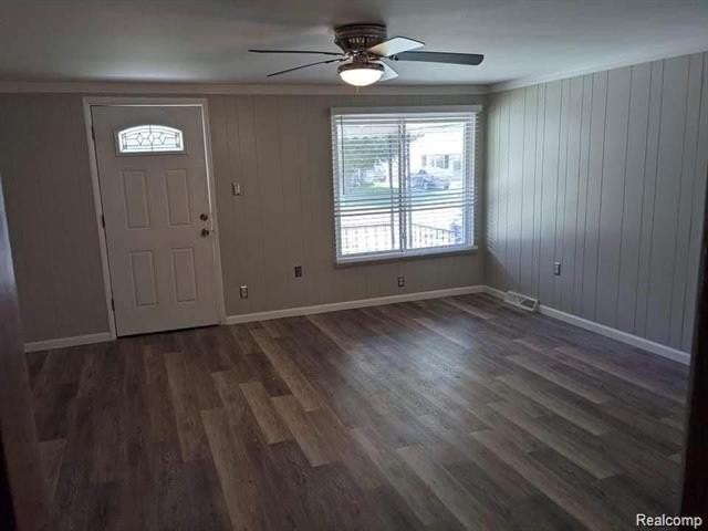 7275 Cherokee St - Photo 4 of 18