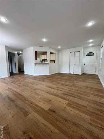 249 Brookwood Dr - Photo 5 of 20