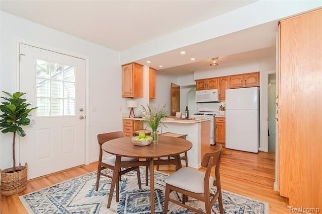 1206 Bauman Ave - Photo 3 of 13