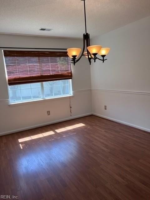 238 Sherbrooke Dr - Photo 2 of 18