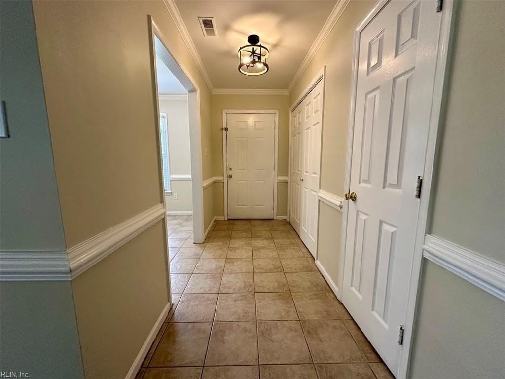 2483 Reagan Ave - Photo 2 of 18