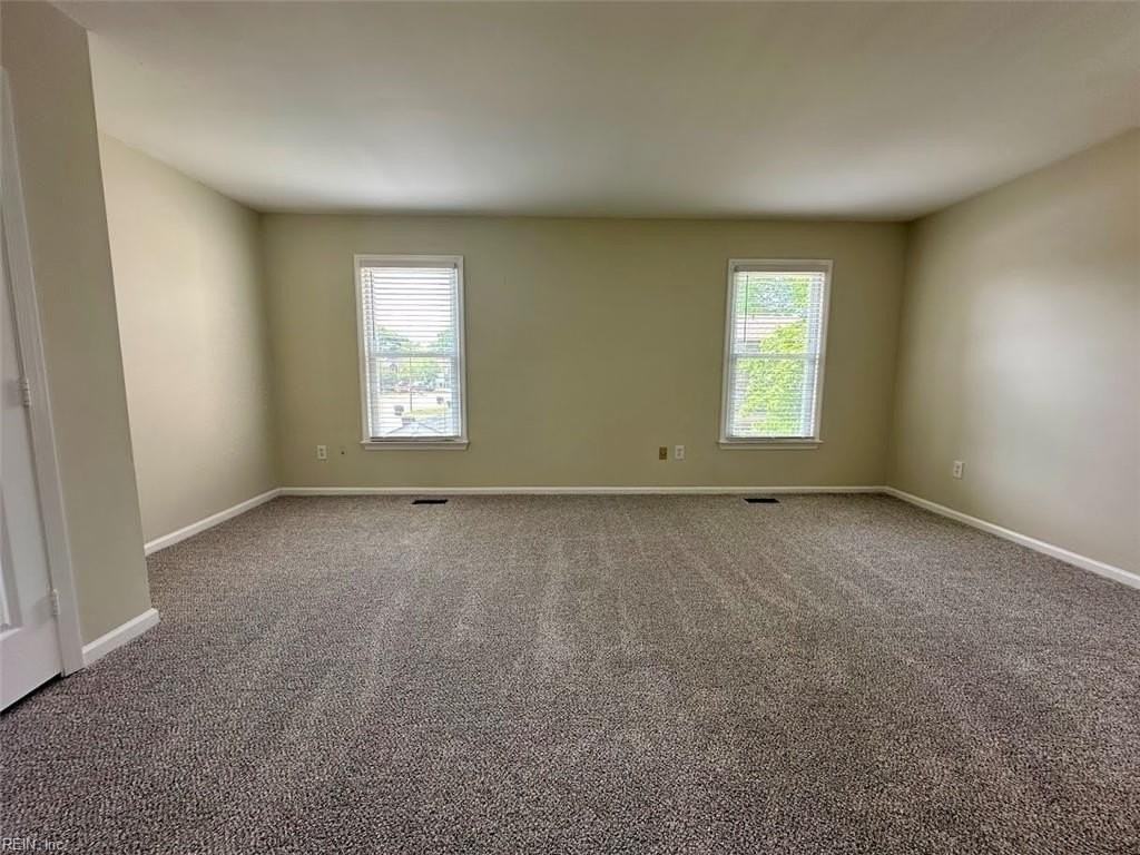 2483 Reagan Ave - Photo 7 of 18