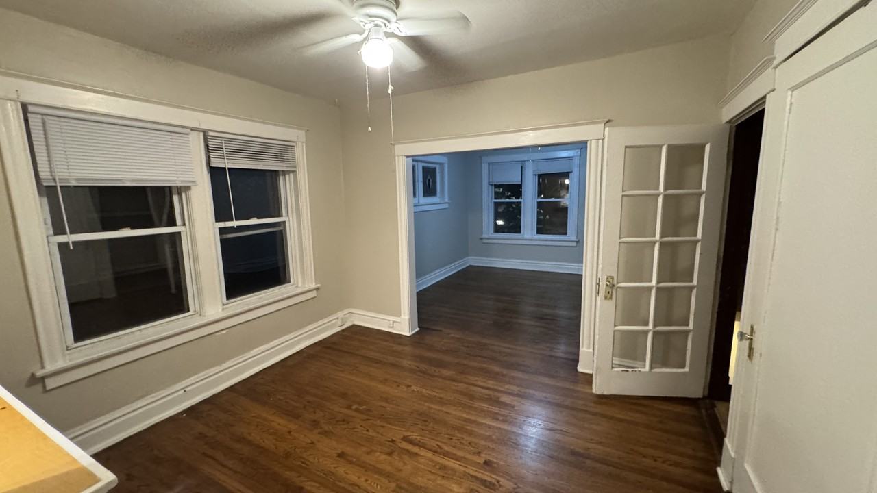 2114 Portis AveApt A #2F - Photo 2 of 9