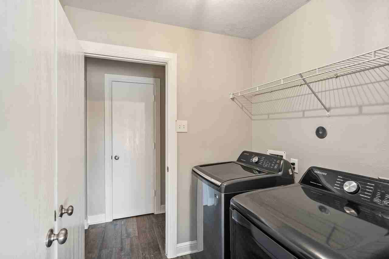 3427 W Rainmill Dr #1 - Photo 2 of 10