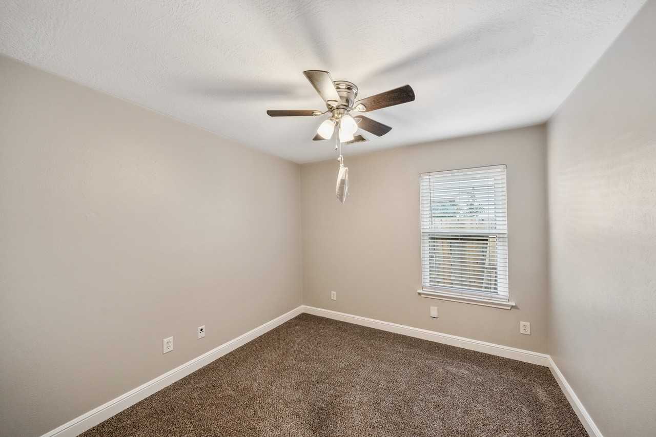 3427 W Rainmill Dr #1 - Photo 3 of 10