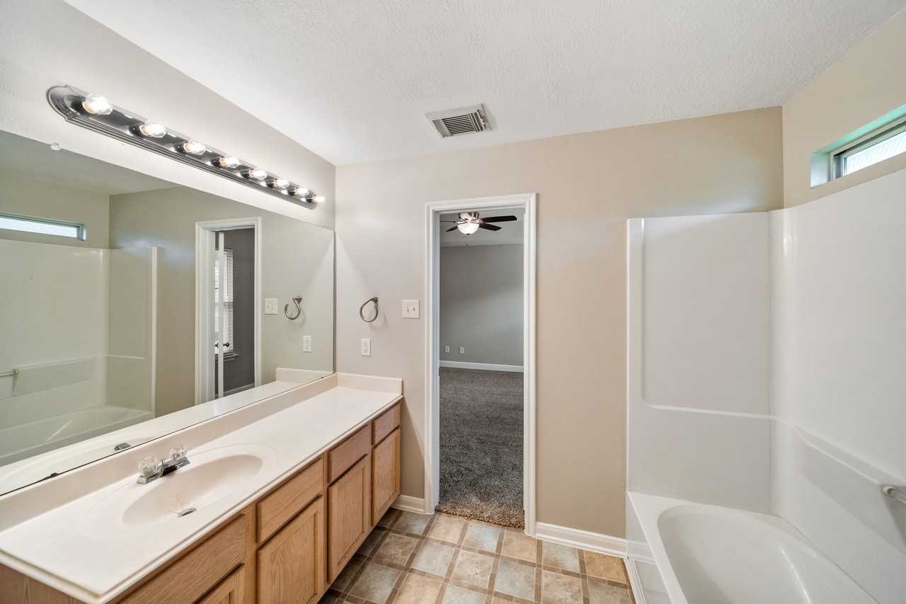 3427 W Rainmill Dr #1 - Photo 5 of 10