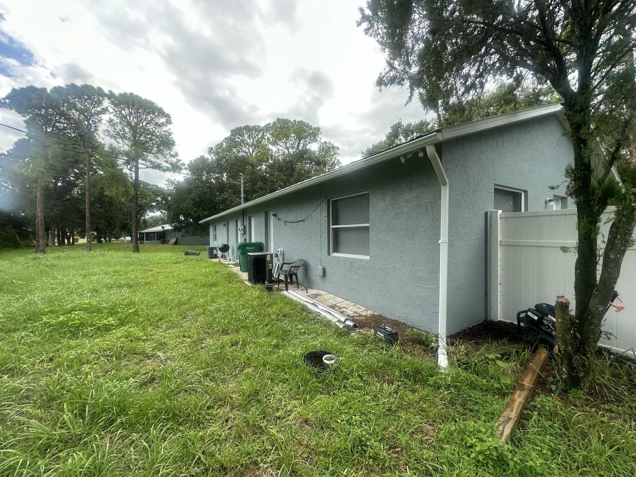 5106 Sanibel Ave - Photo 7 of 17