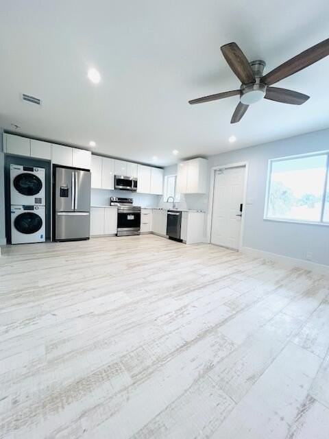206 Se 1st Ave #8 - Photo 2 of 11