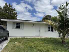 1740 Sw 70th Way - Photo 1 of 1