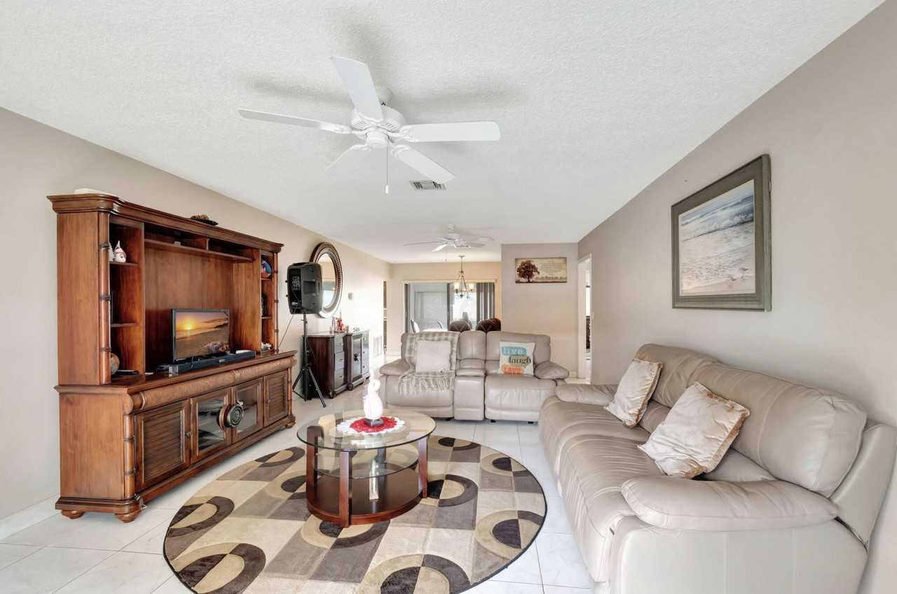 4660 Greentree Pl #105B - Photo 3 of 22