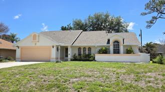 2820 Se Pace Dr - Photo 1 of 1