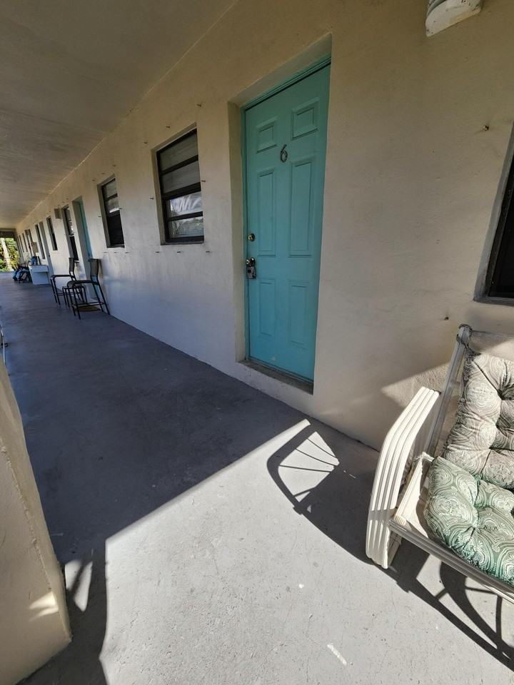 321 N K St #6 - Photo 2 of 14