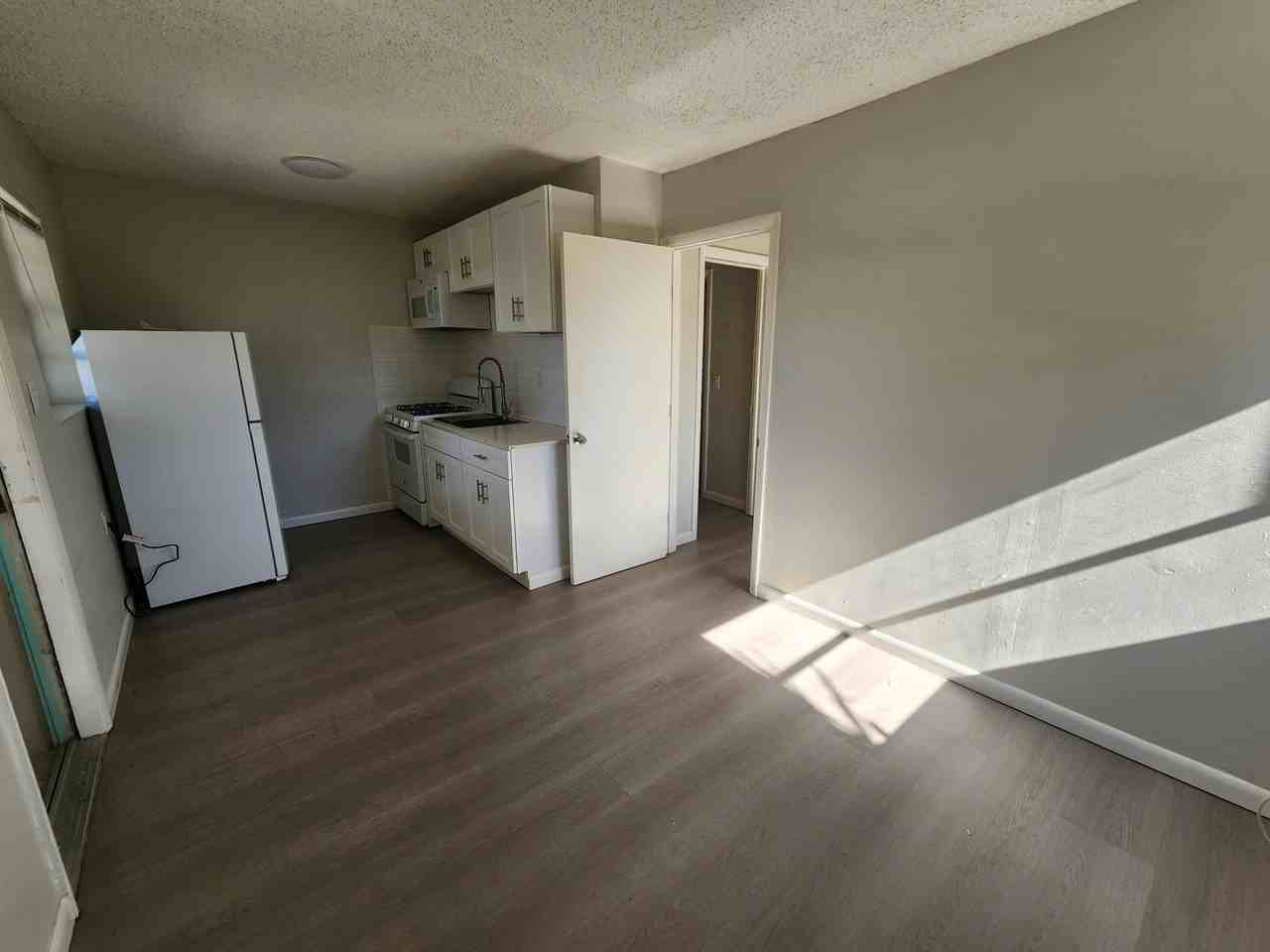 321 N K St #6 - Photo 3 of 14