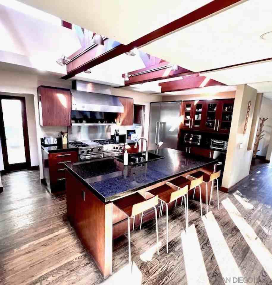 8168 La Jolla Shores Dr - Photo 6 of 25