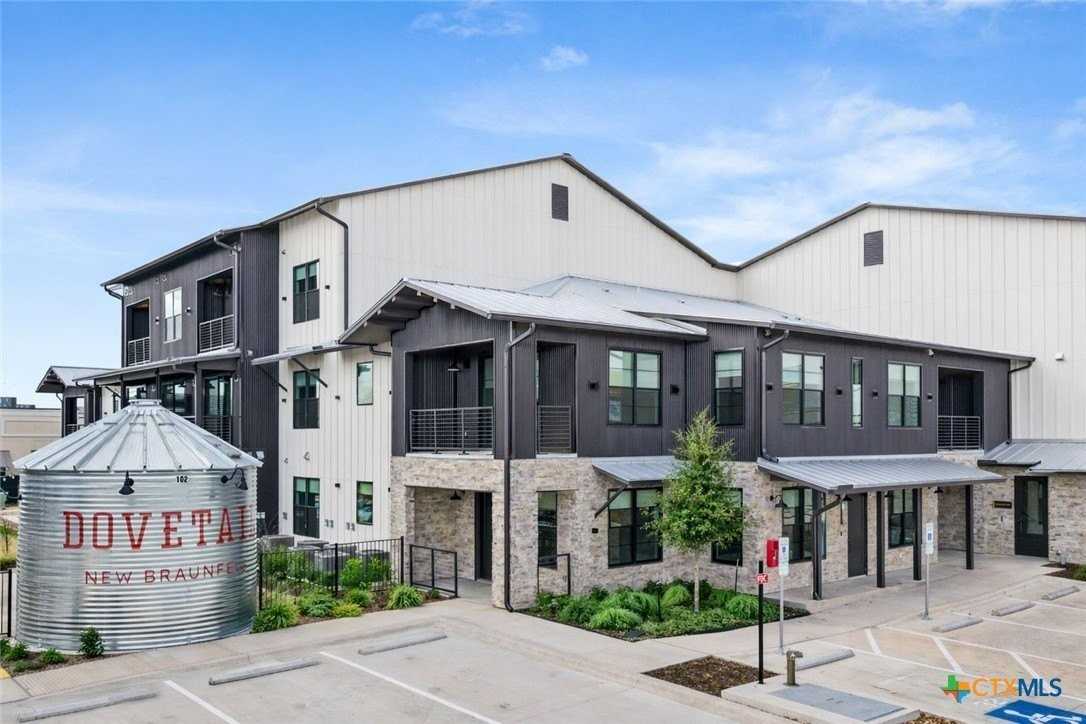 634 Central Pkwy #1114