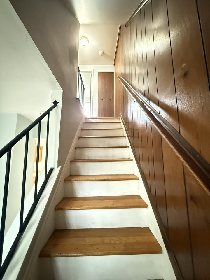 176 N Christine Cir #1 - Photo 7 of 17