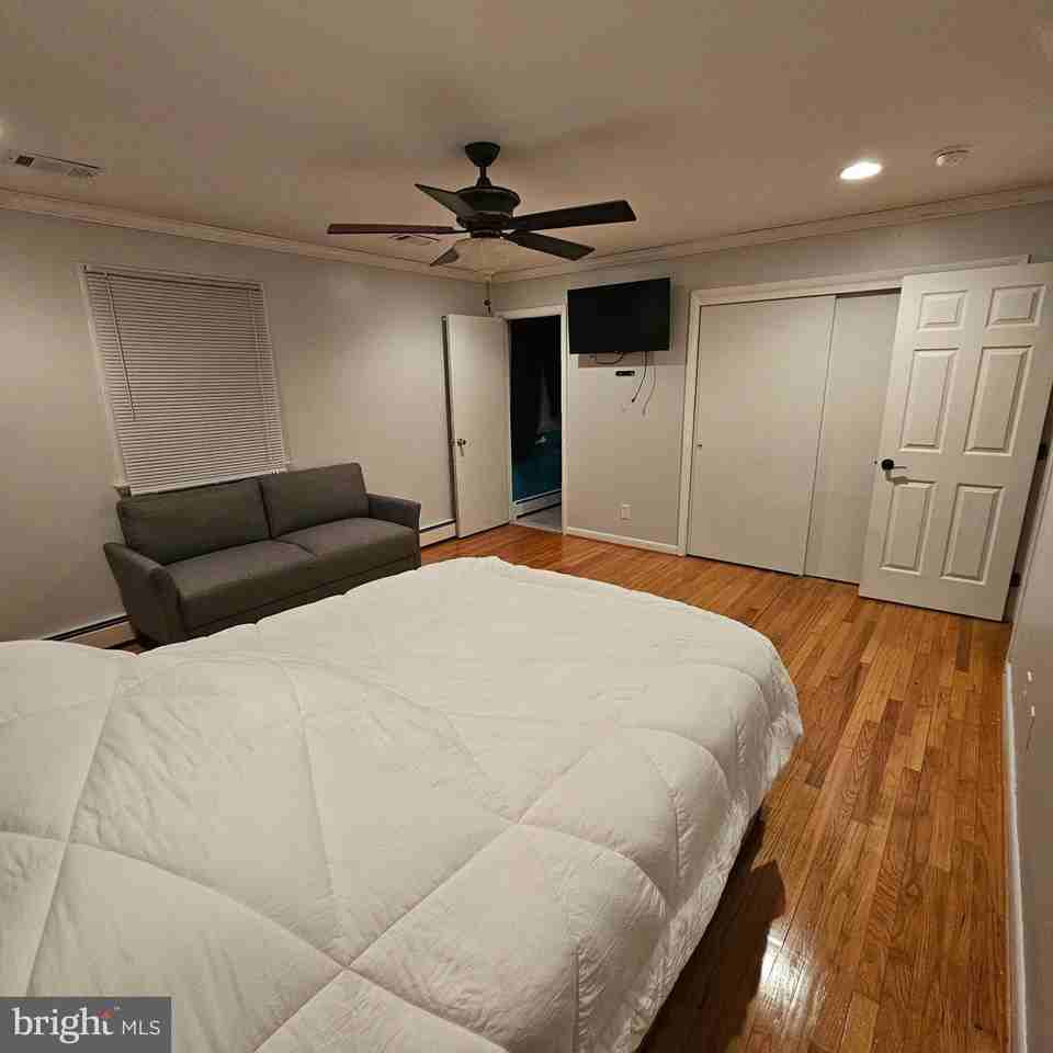 3616 Clifmar Rd - Photo 3 of 22