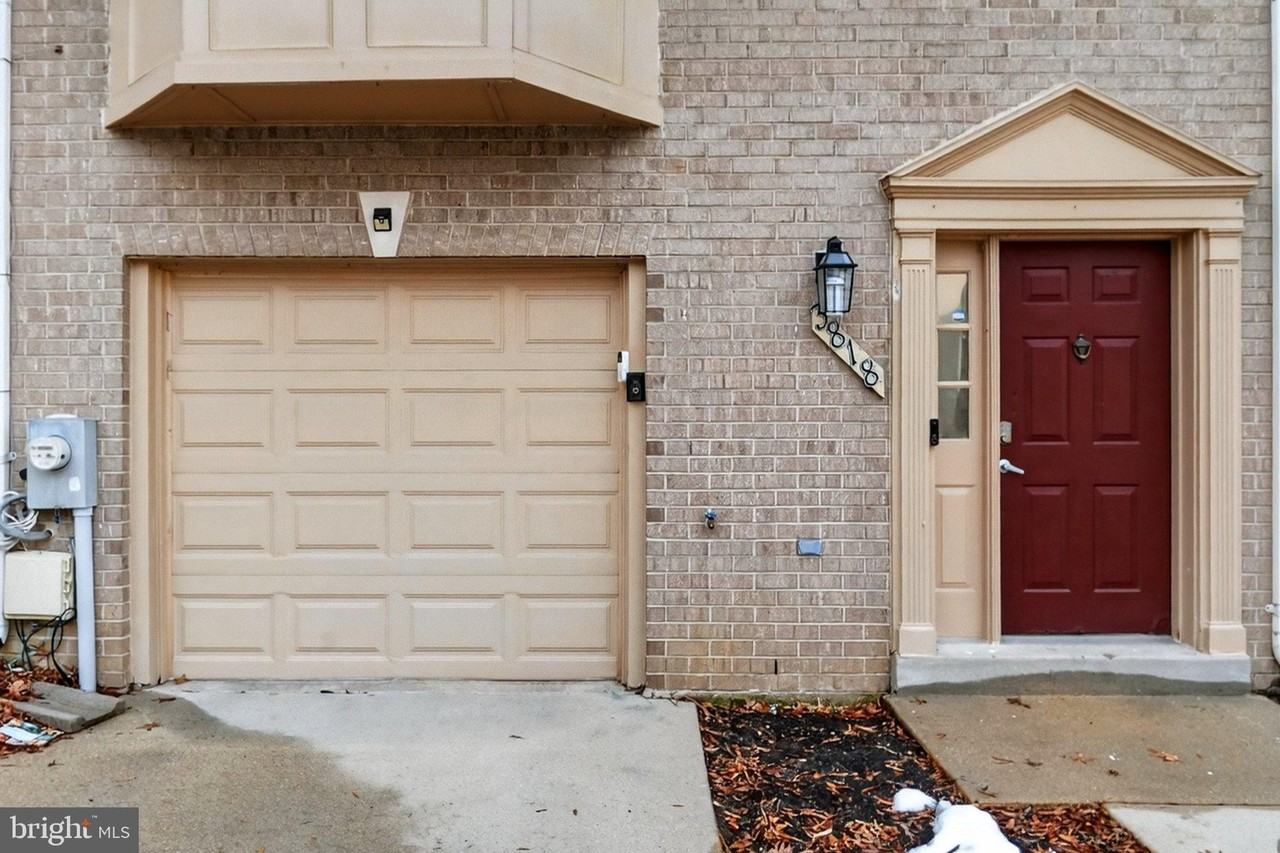 3818 Early Glow Ln - Photo 2 of 43