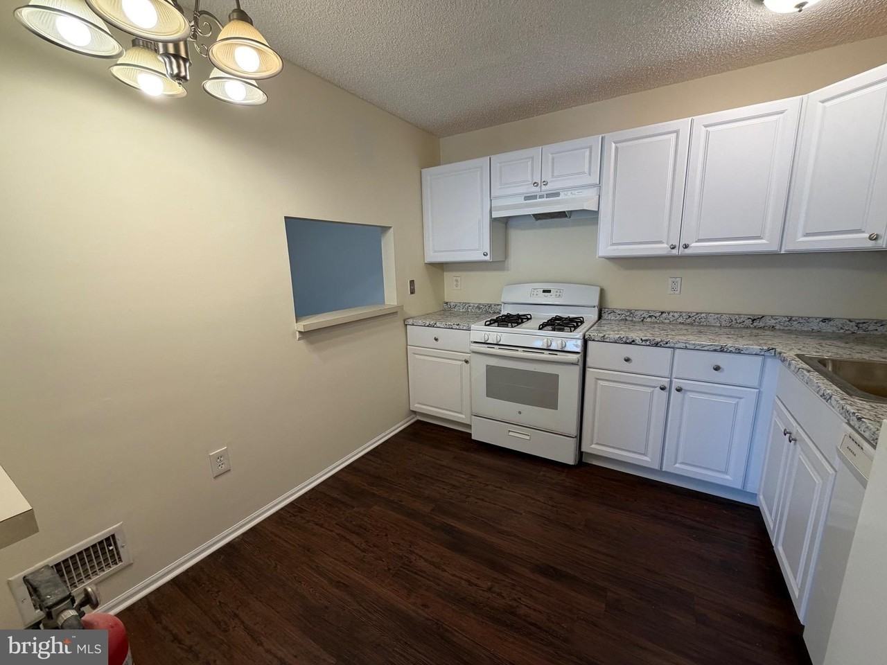 64 Mattix Run - Photo 5 of 14