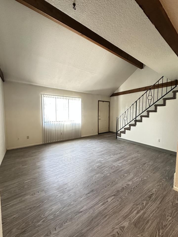 1141 28th St W - Photo 3 of 6