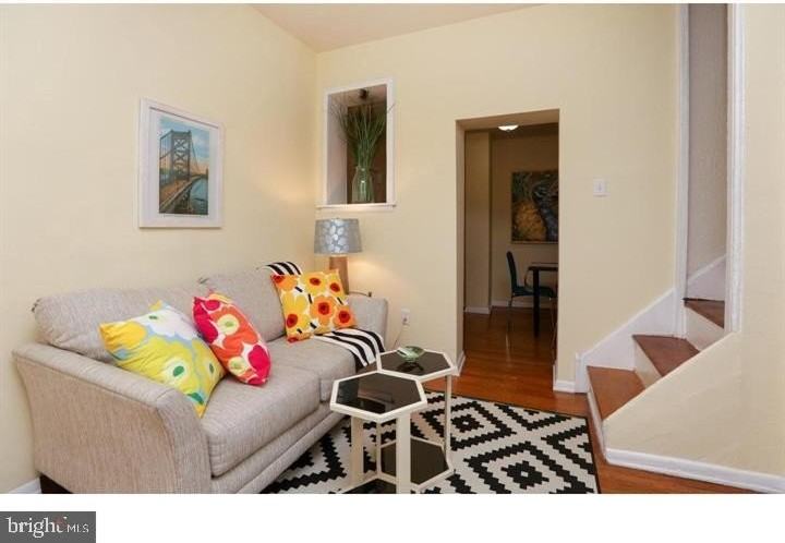 509 S Hancock St - Photo 5 of 24