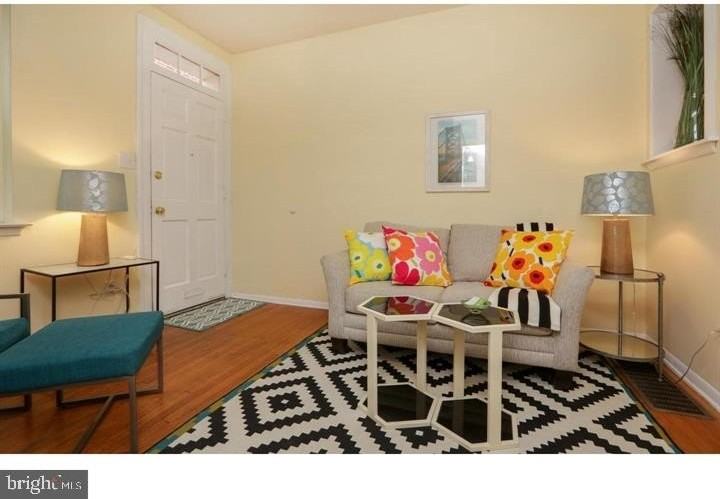 509 S Hancock St - Photo 6 of 24