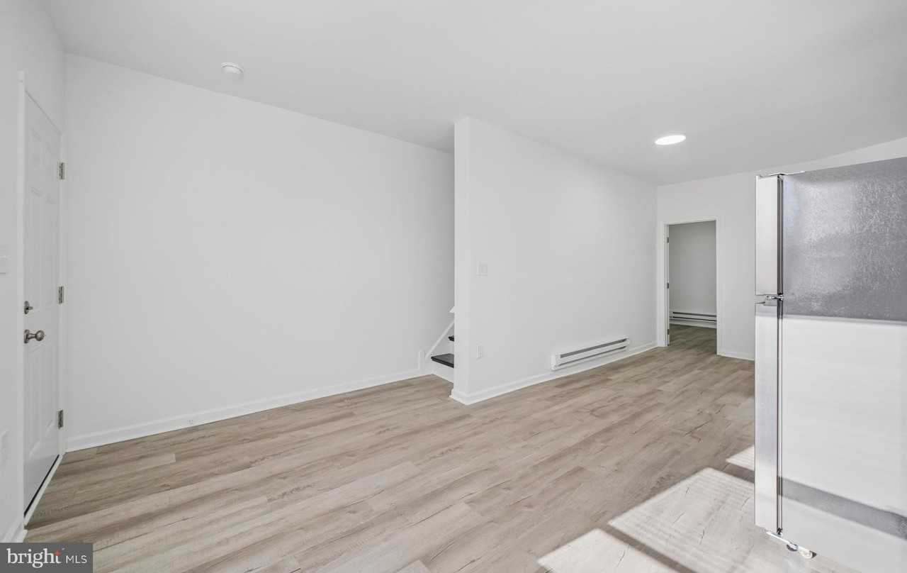 2964 N Taylor St - Photo 4 of 10