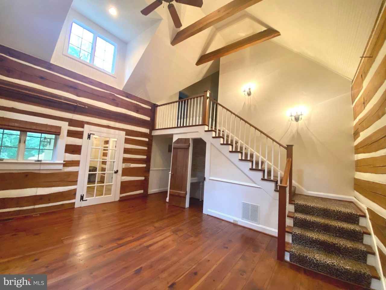 5080 Harvest Ln - Photo 4 of 19