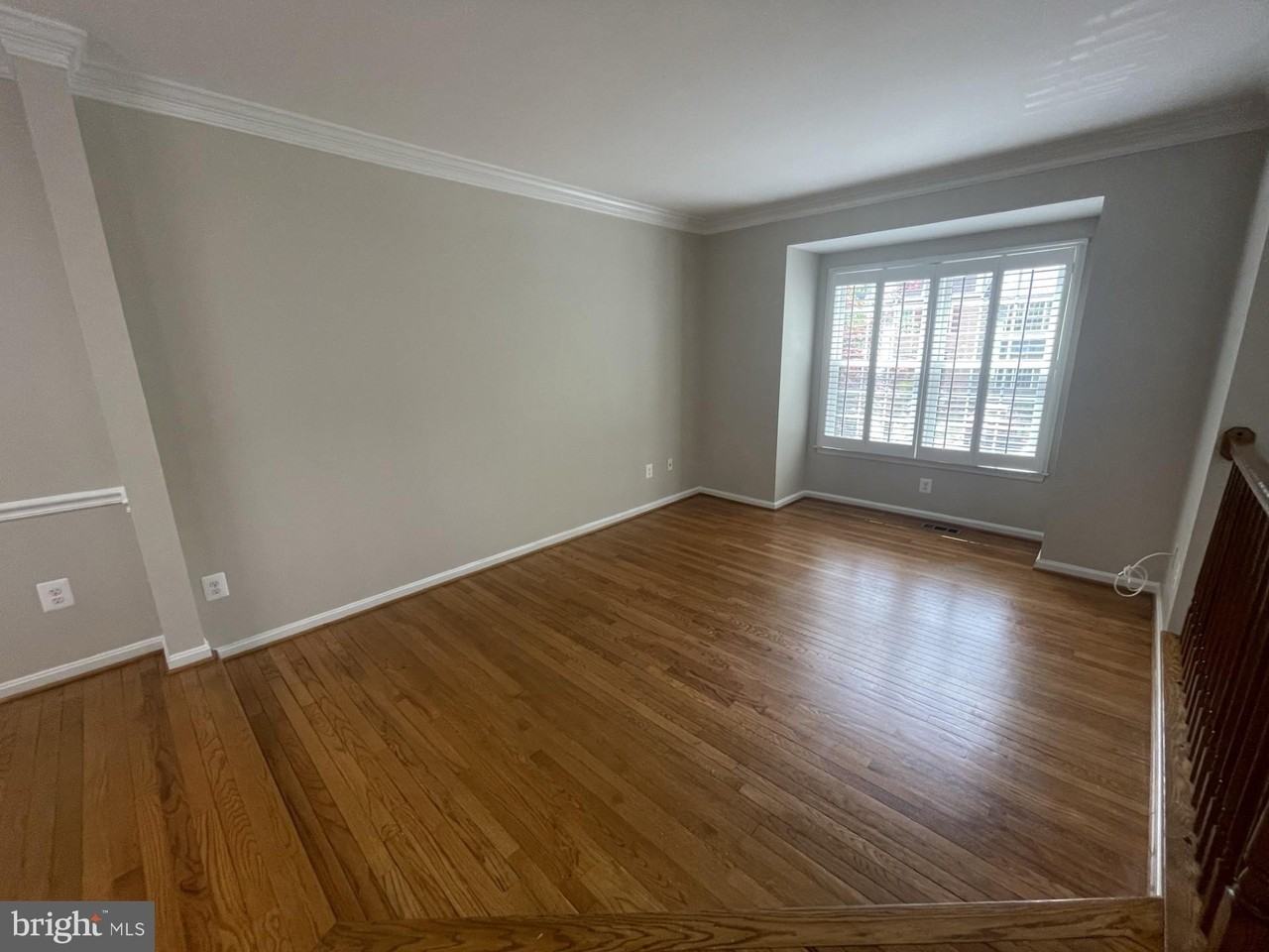 8845 Eagle Rock Ln - Photo 4 of 41