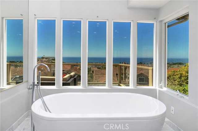 27 New York Ct - Photo 6 of 8