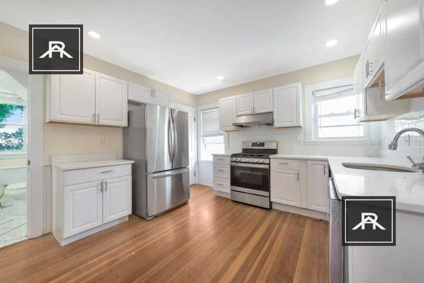 33 Champney St - Photo 2 of 10