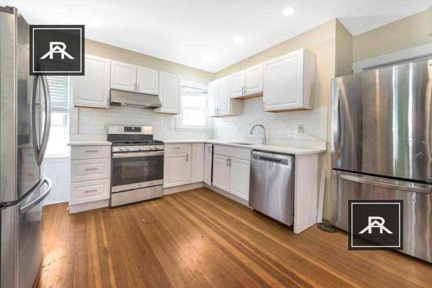 33 Champney St - Photo 3 of 10