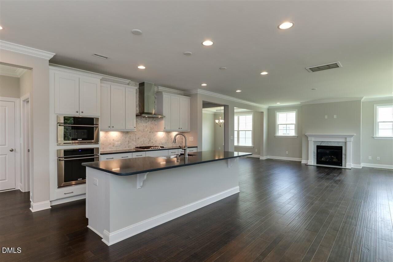 2417 Jester Dr - Photo 2 of 32