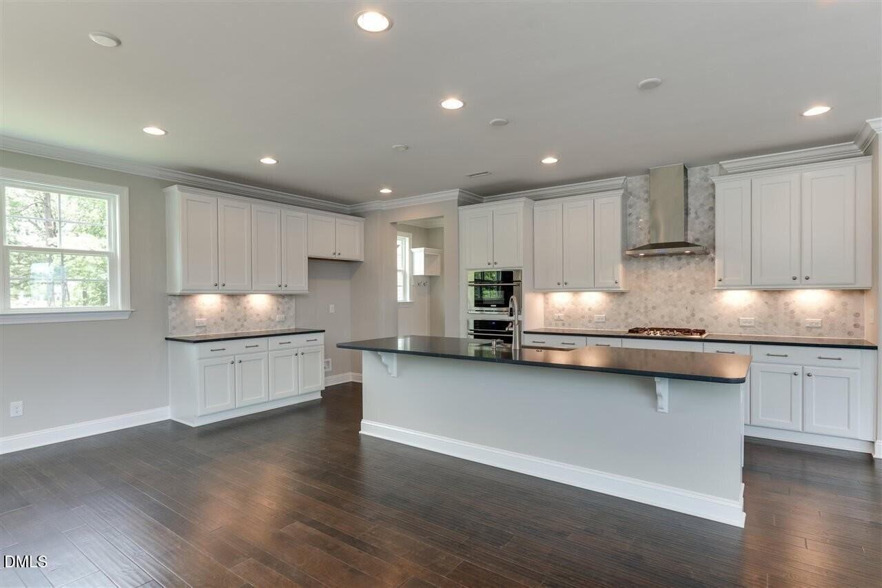 2417 Jester Dr - Photo 3 of 32