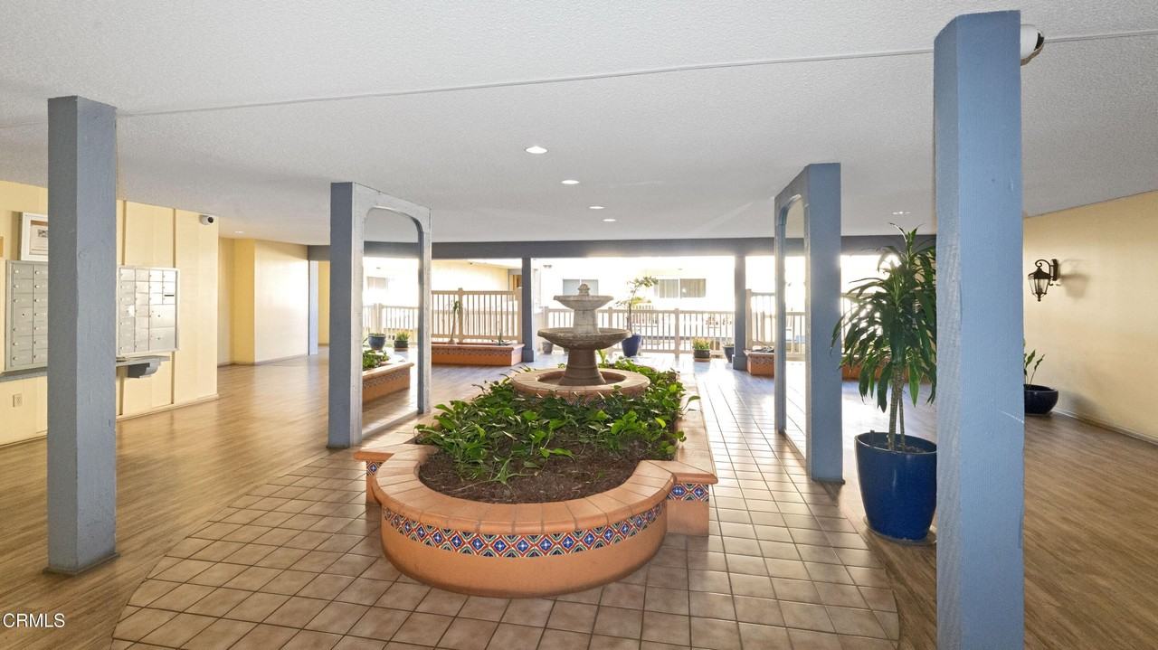 1707 Pacific Coast Hwy #320 - Photo 4 of 17