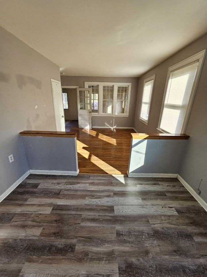 37 Mills Rd - Photo 3 of 10